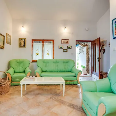 Holiday Casa Rita Nyaraló Rakalj